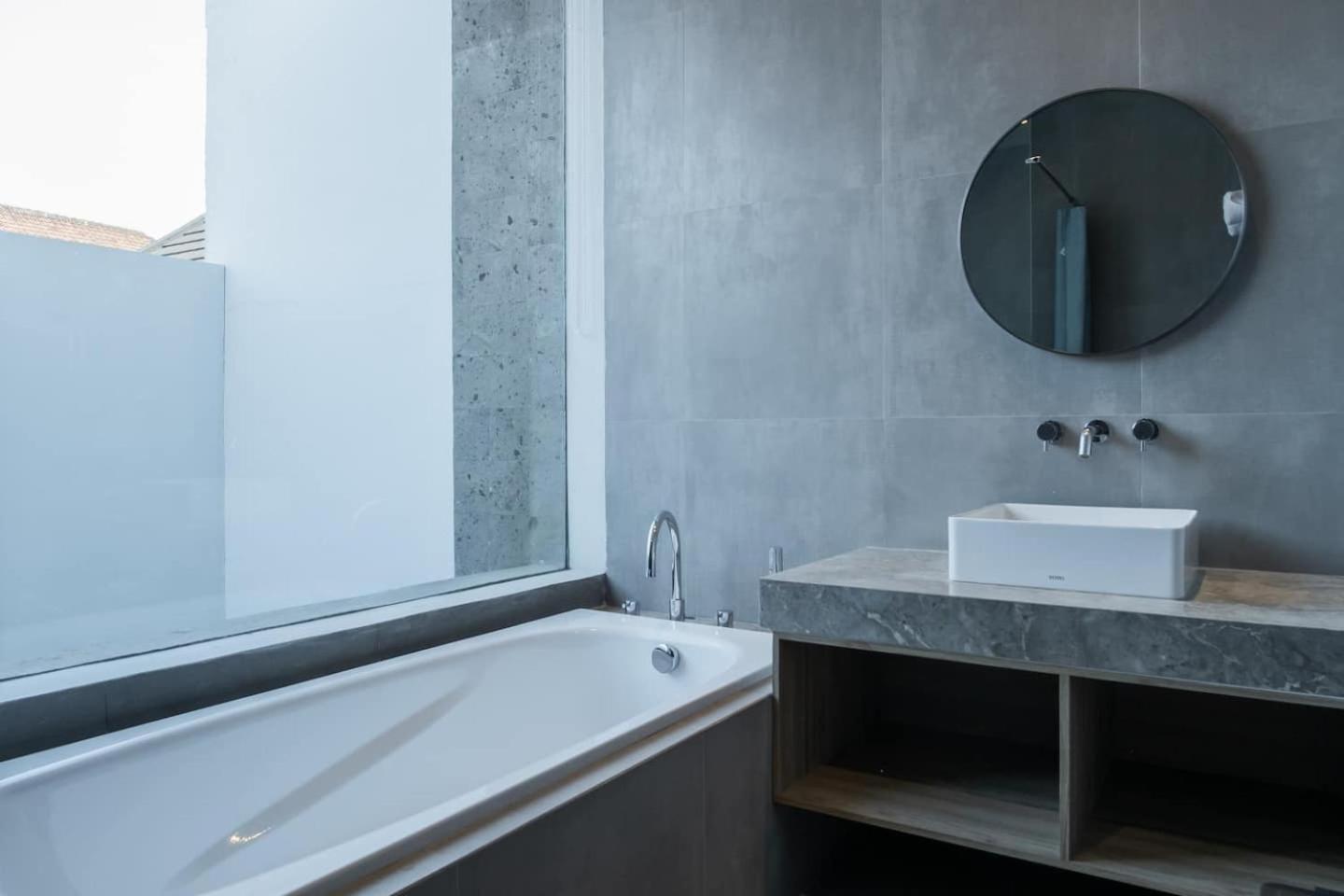 Modern 2br In Rumah liburan Canggu (Bali)
